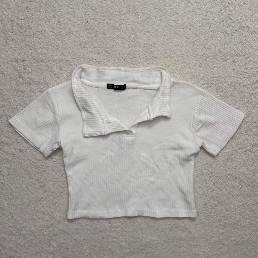 SHEIN White Collar Crop Top